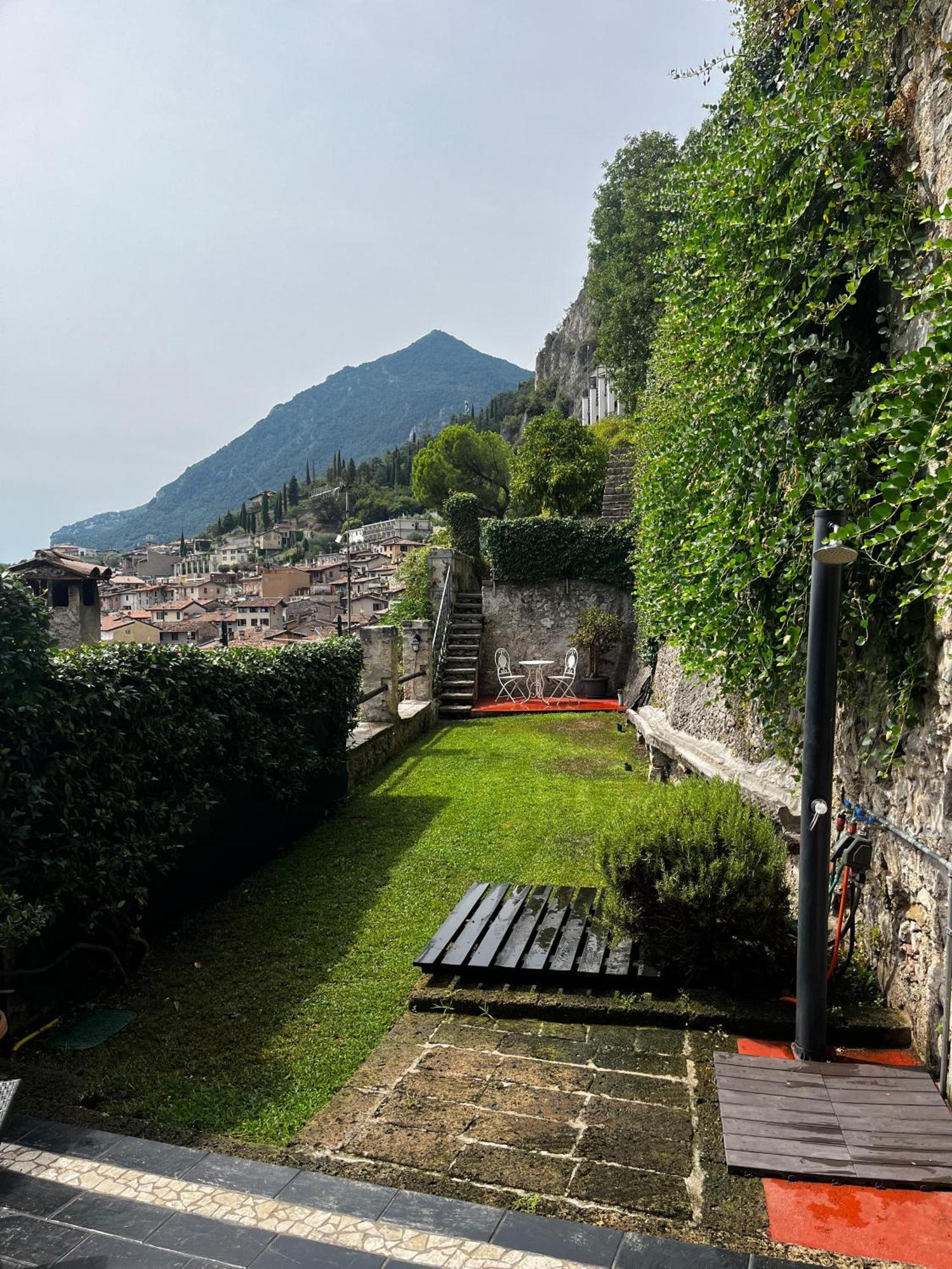 利莫内-苏尔加达Casa Limonaia San Rocco公寓 外观 照片